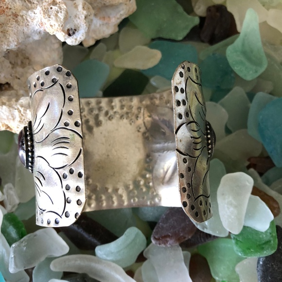 Silver and Turquoise Cuff Bracelet - Picture 4 of 6